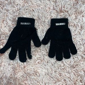 Black gloves